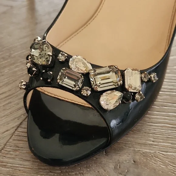 PRADA TAFFETAS JEWEL CRYSTAL PEEPTOE PEWTER PATENT LEATHER PUMPS SIZE 38.5